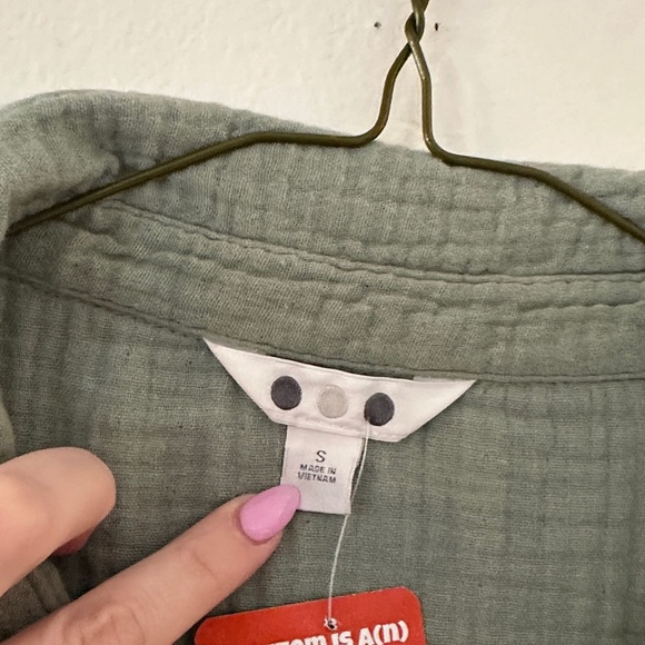 Relaxed Collared Sage Green Mini Dress - Picture 2 of 4